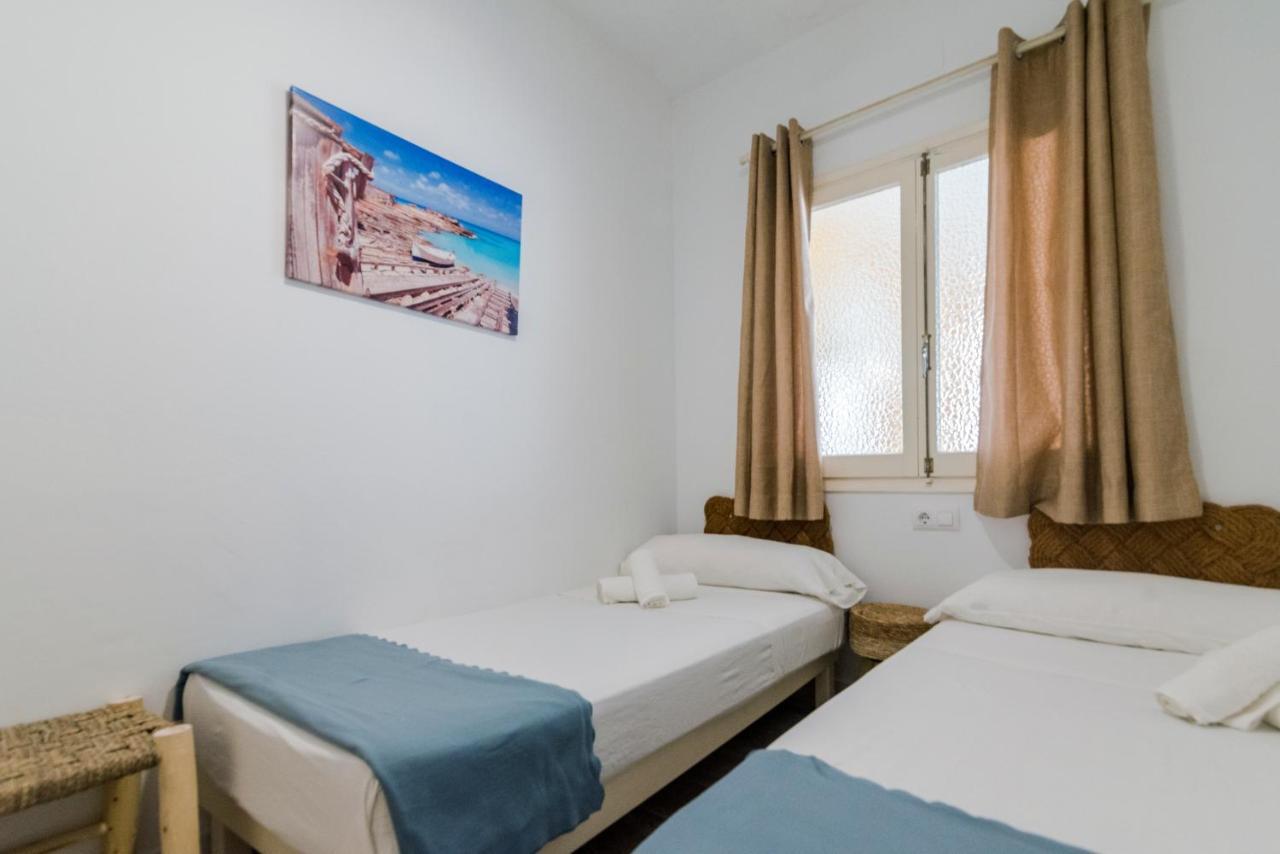 Apartamentos Verdera Es Pujols Exterior photo
